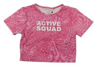 Růžovo-tmavorůžové vzorované funkční sportovní crop tričko s nápisy ERGEENOMIXX