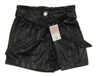 Nové - Černé koženkové kraťasy Matalan