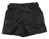 Černé koženkové kraťasy s páskem Primark