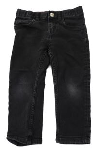 Černé slim fit rifle H&M