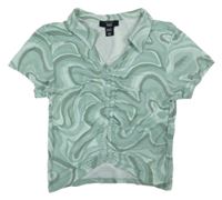 Světlekhaki vzorované crop tričko s límečkem a nařasením New Look