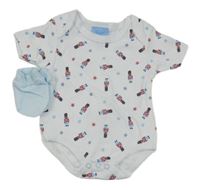 Nové - 2Set - Bílé body s vojáčky + světlemodré rukavice Bebe Bonito