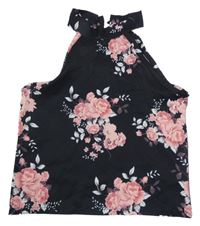 Černý květovaný crop top
