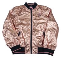 Starorůžový metalický šusťákový jarní bomber s nápisy we