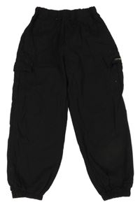 Černé cargo cuff kalhoty