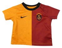 Oranžovo-karmínové sportovní tričko s logem Nike 