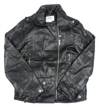 Černý koženkový crop křivák Zara