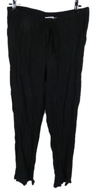 Dámské černé strukturované volné kalhoty Up2Fashion