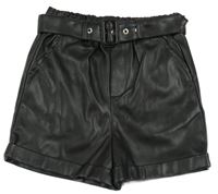 Černé koženkové kraťasy s páskem Primark
