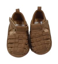 Nové - hnědé koženkové sandálky/capáčky Matalan vel. 17
