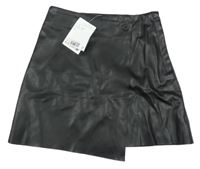 Nové - Černá koženková zavinovací sukně H&M