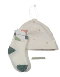 Nové - 2set - Pudrová květovaná čepice + bílo-zelené ponožky H&M