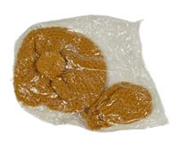 Nové - 2Set - Okrový pletený baret + rukavice se šňůrkou 