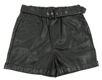 Černé koženkové kraťasy s páskem Primark