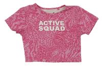 Růžové vzorované sportovní crop tričko s potiskem ErgeenoMixx