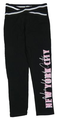 Černé sportovní legíny s nápisem Primark
