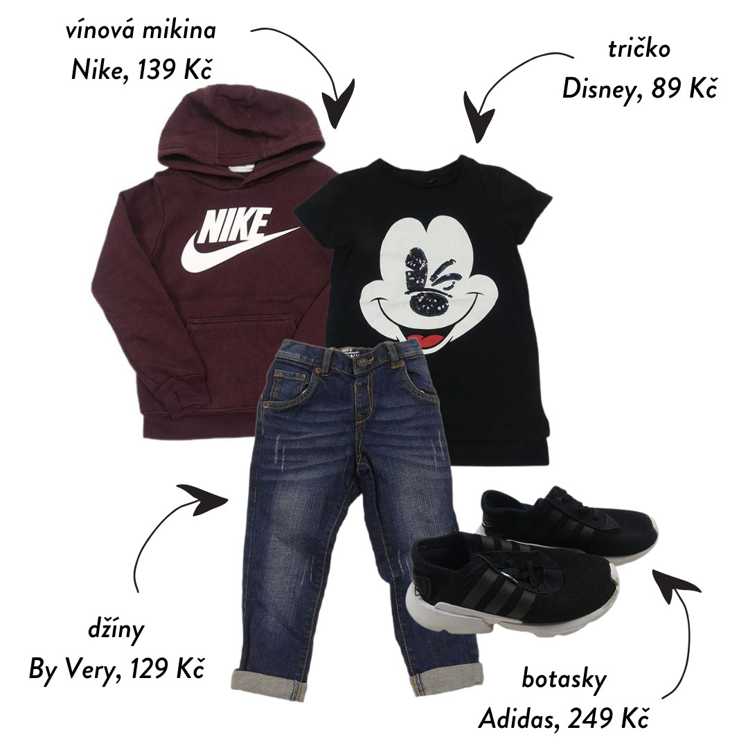 Něco pro milovníky tmavých barev. Oblečení Nike u nás najdete často a v hojném počtu.